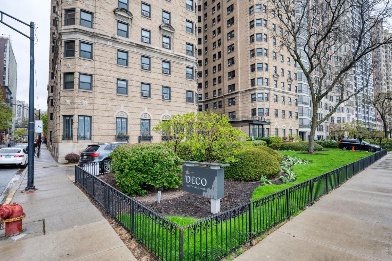 Gold Coast 1br W Doorman Gym 2 Blocks To L Chi-551 Chicago